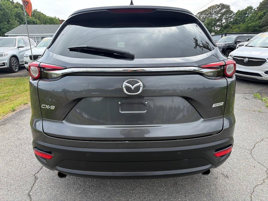 Used 2018 MAZDA CX-9 Touring w/ Touring Premium Package FWD image 9