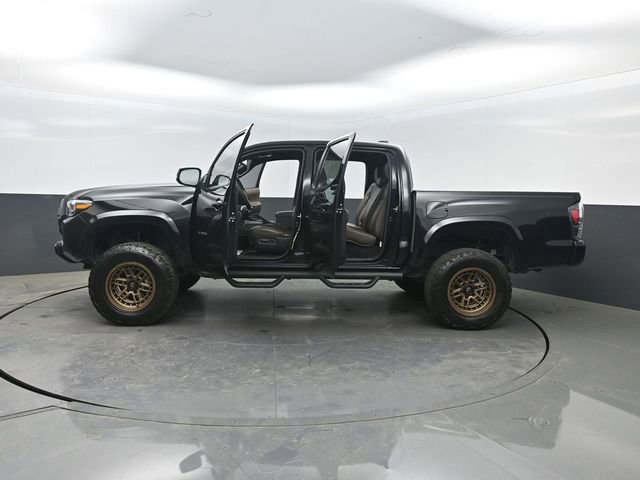 Used 2021 Toyota Tacoma Limited RWD image 41