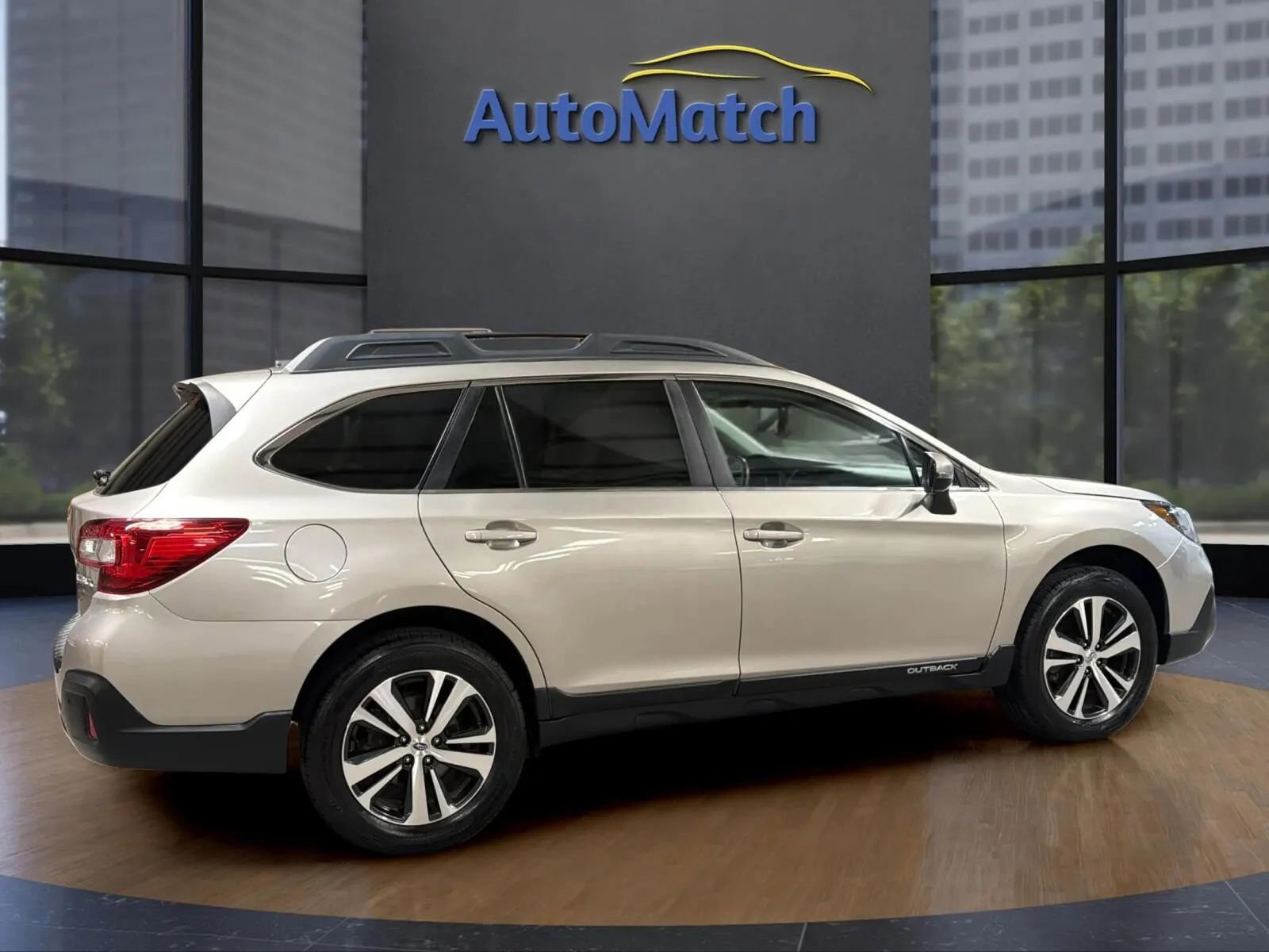 Used 2019 Subaru Outback 2.5i Limited AWD/4WD image 11