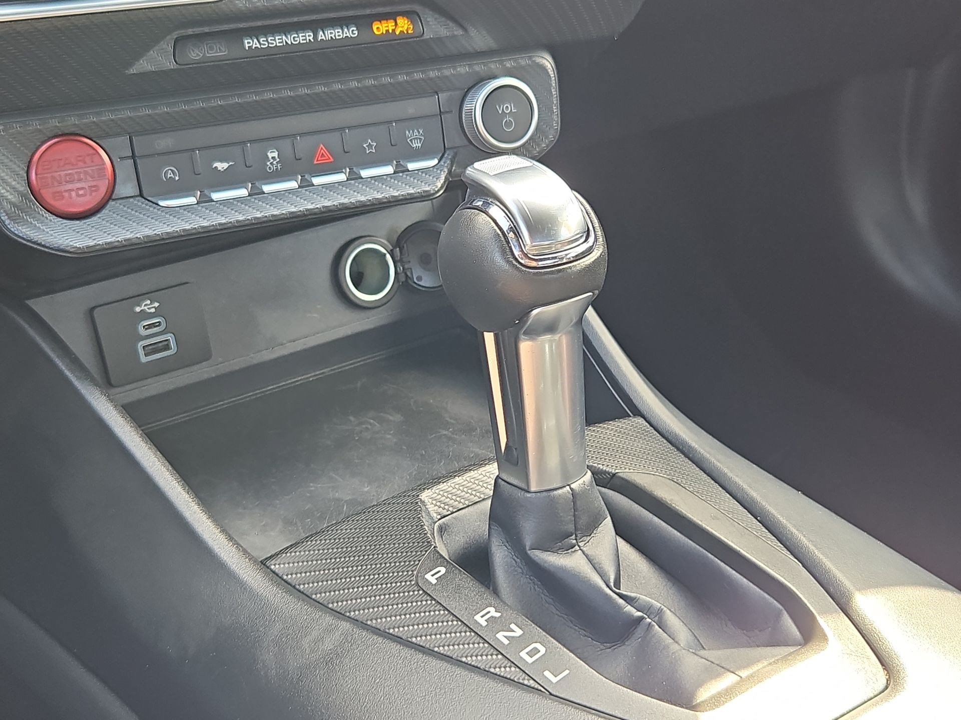 Used 2025 Ford Mustang Premium RWD image 26