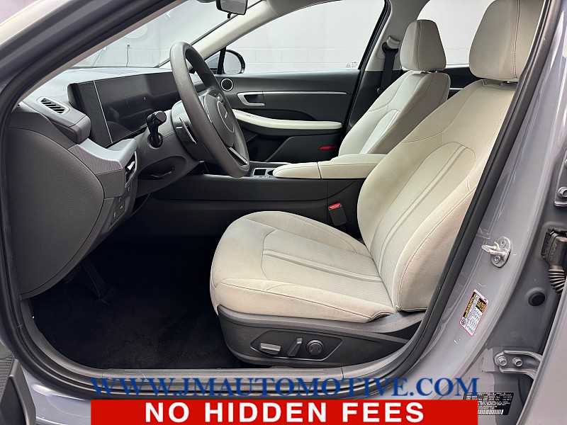 Used 2024 Hyundai Sonata SEL FWD image 12