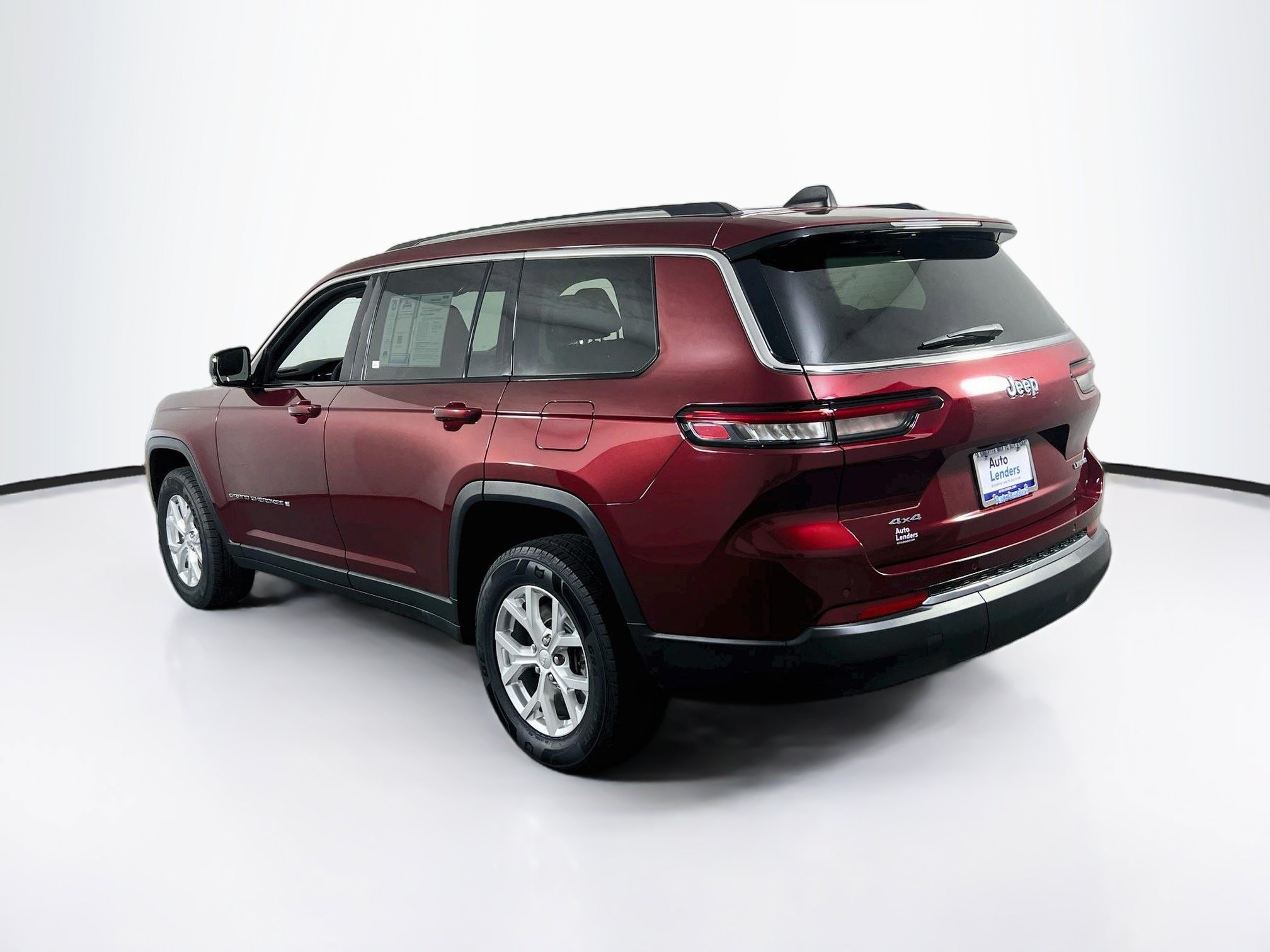Used 2023 Jeep Grand Cherokee L Limited AWD/4WD image 7