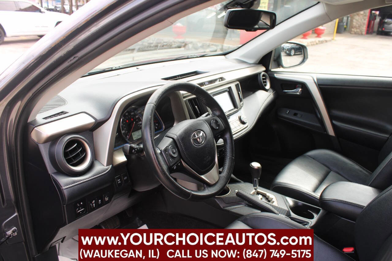 Used 2014 Toyota RAV4 Limited image 17