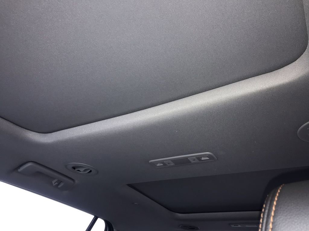 Used 2023 GMC Acadia AT4 w/ GMC Pro Grade Package image 21