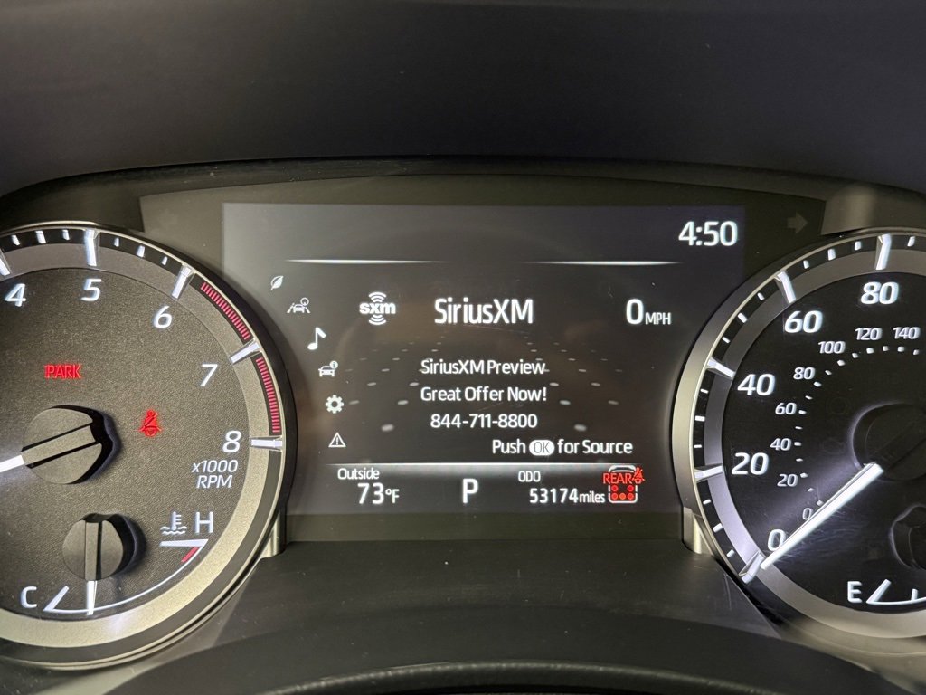 Used 2024 Toyota Highlander LE image 24