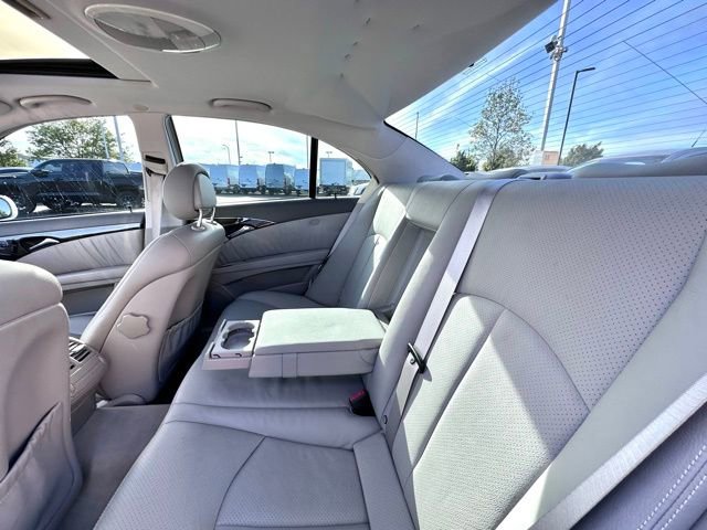 Used 2003 Mercedes-Benz E 320 Sedan image 21