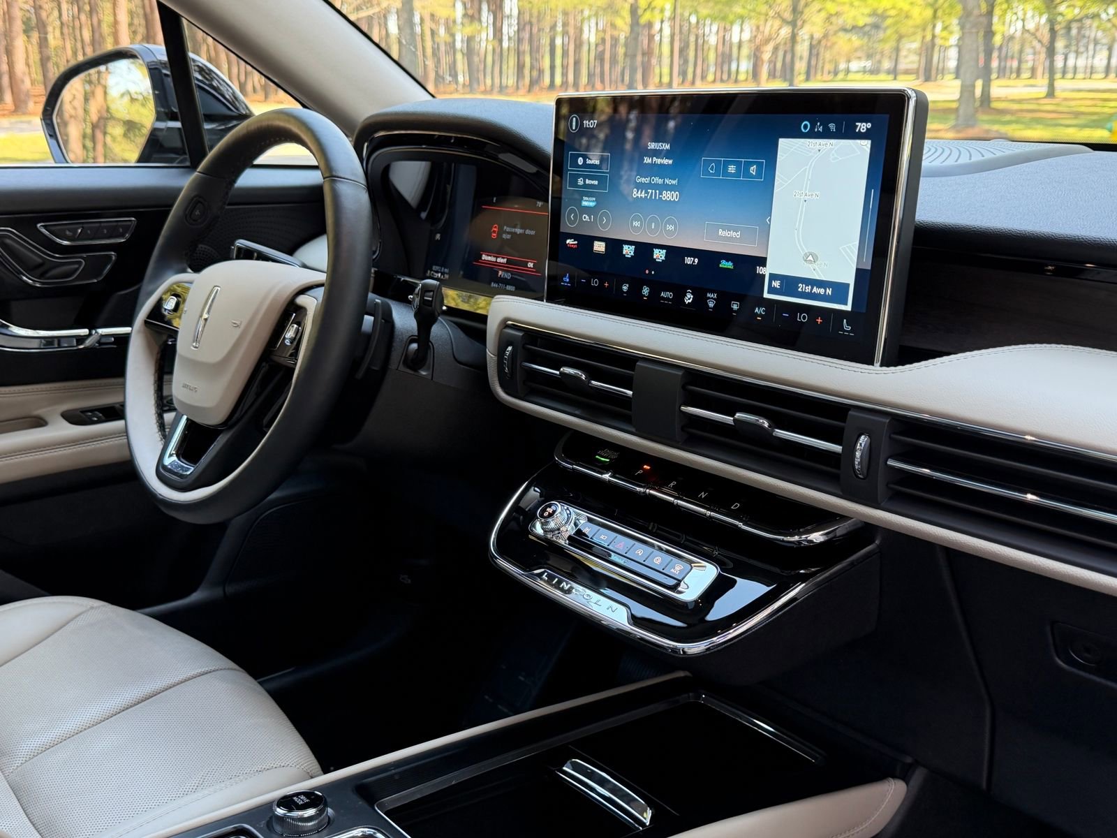 Used 2025 Lincoln Corsair Reserve image 20