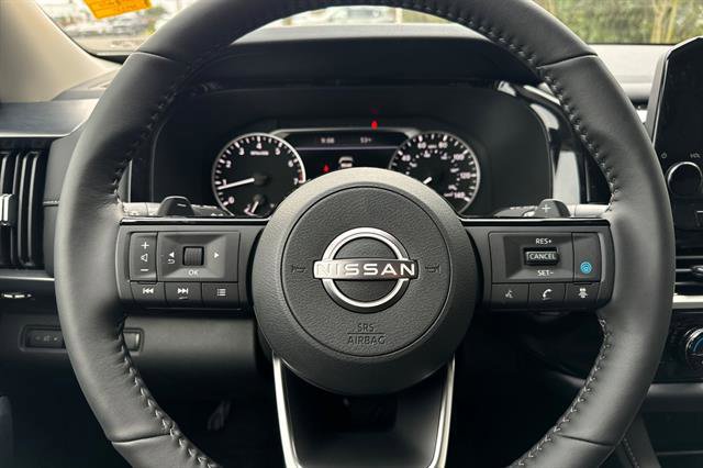 New 2025 Nissan Pathfinder SL image 27