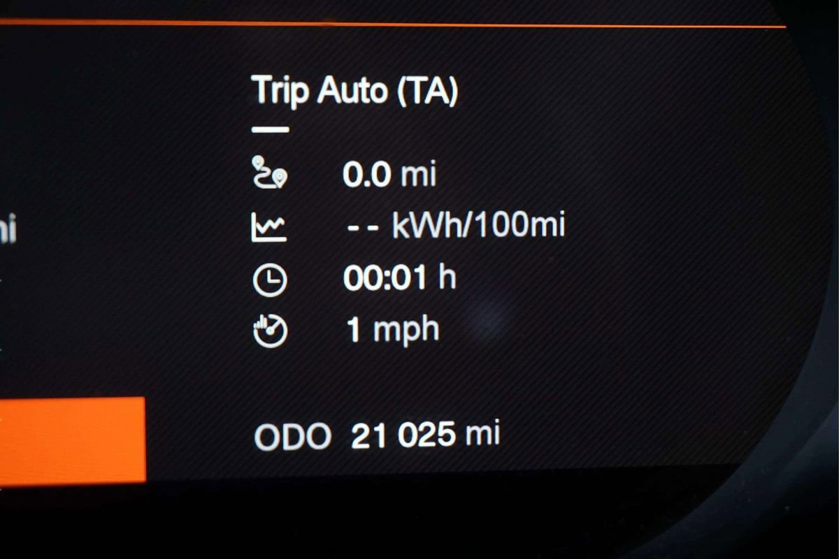 Used 2022 Polestar Polestar 2 image 26