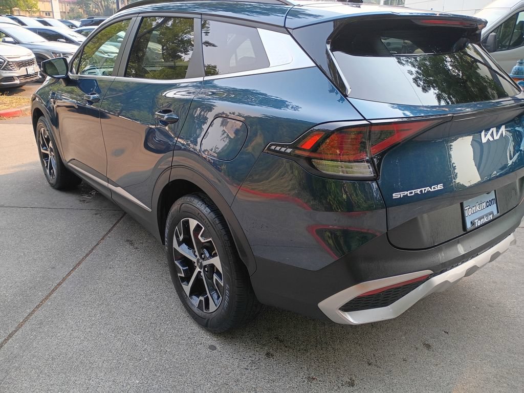 Used 2023 Kia Sportage EX w/ EX Premium Package AWD/4WD image 6