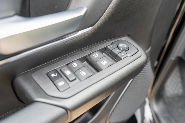 New 2026 RAM 1500 4x4 Crew Cab image 12