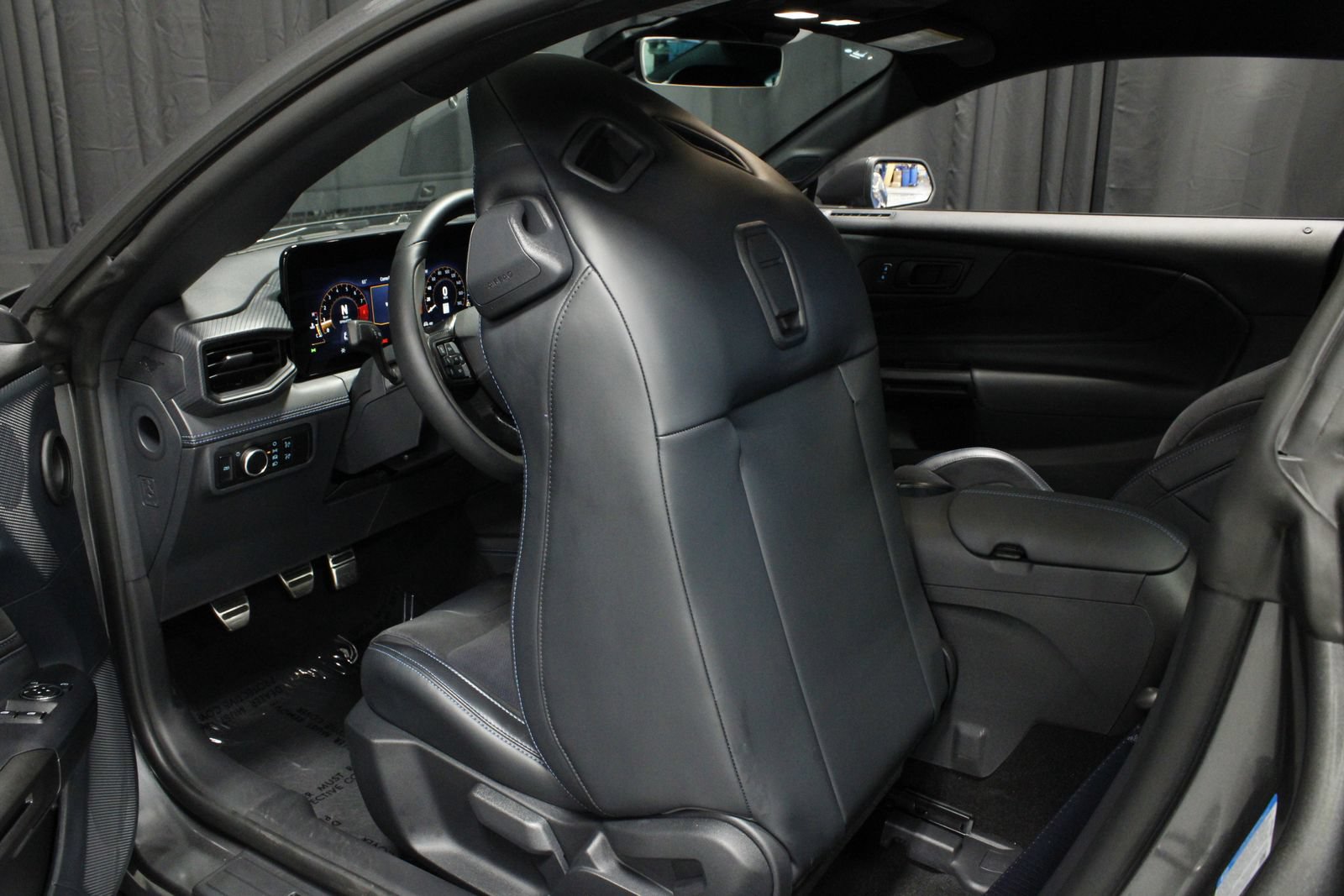 Used 2024 Ford Mustang Dark Horse RWD image 15