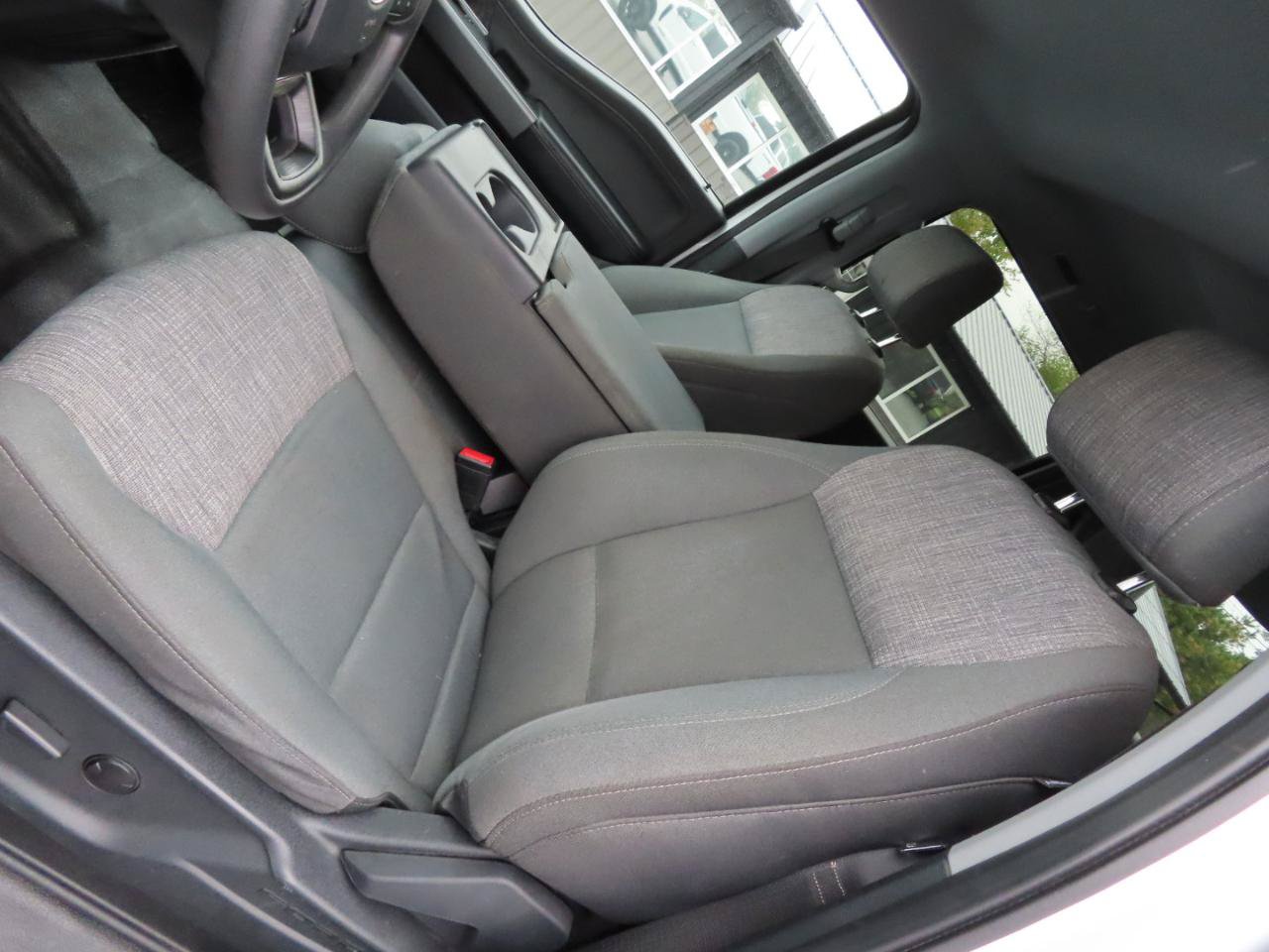 Used 2025 Ford F250 XLT w/ Black Appearance Package AWD/4WD image 18