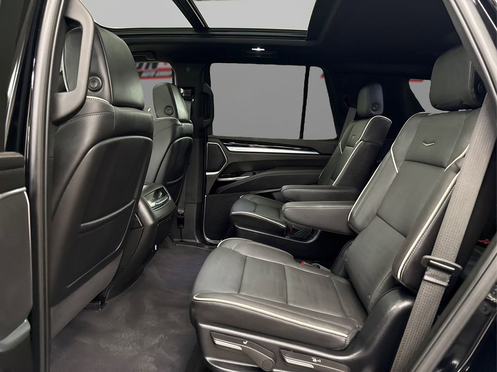 Used 2025 Cadillac Escalade Sport w/ Touring Package image 10