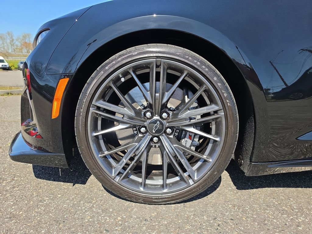 Certified 2021 Chevrolet Camaro ZL1 w/ LPO, ZL1 Protection Package image 38