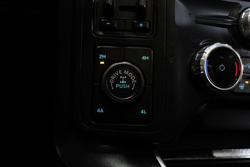 Used 2025 Ford F150 Raptor AWD/4WD image 39