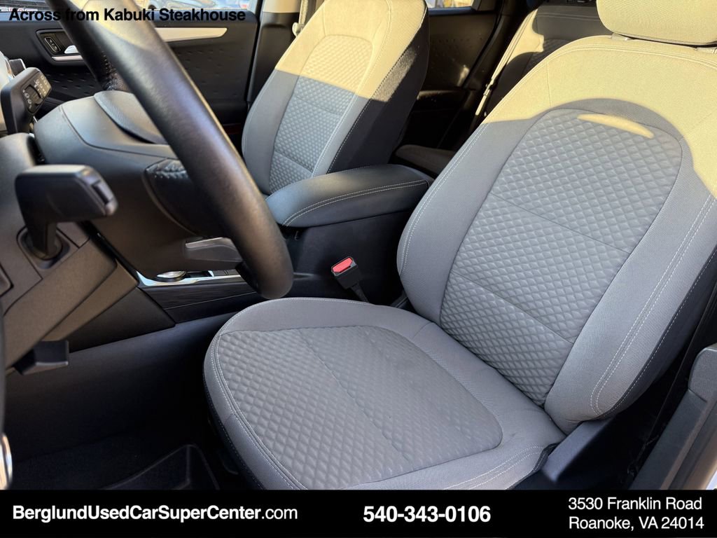 Used 2020 Ford Escape SE Sport image 36