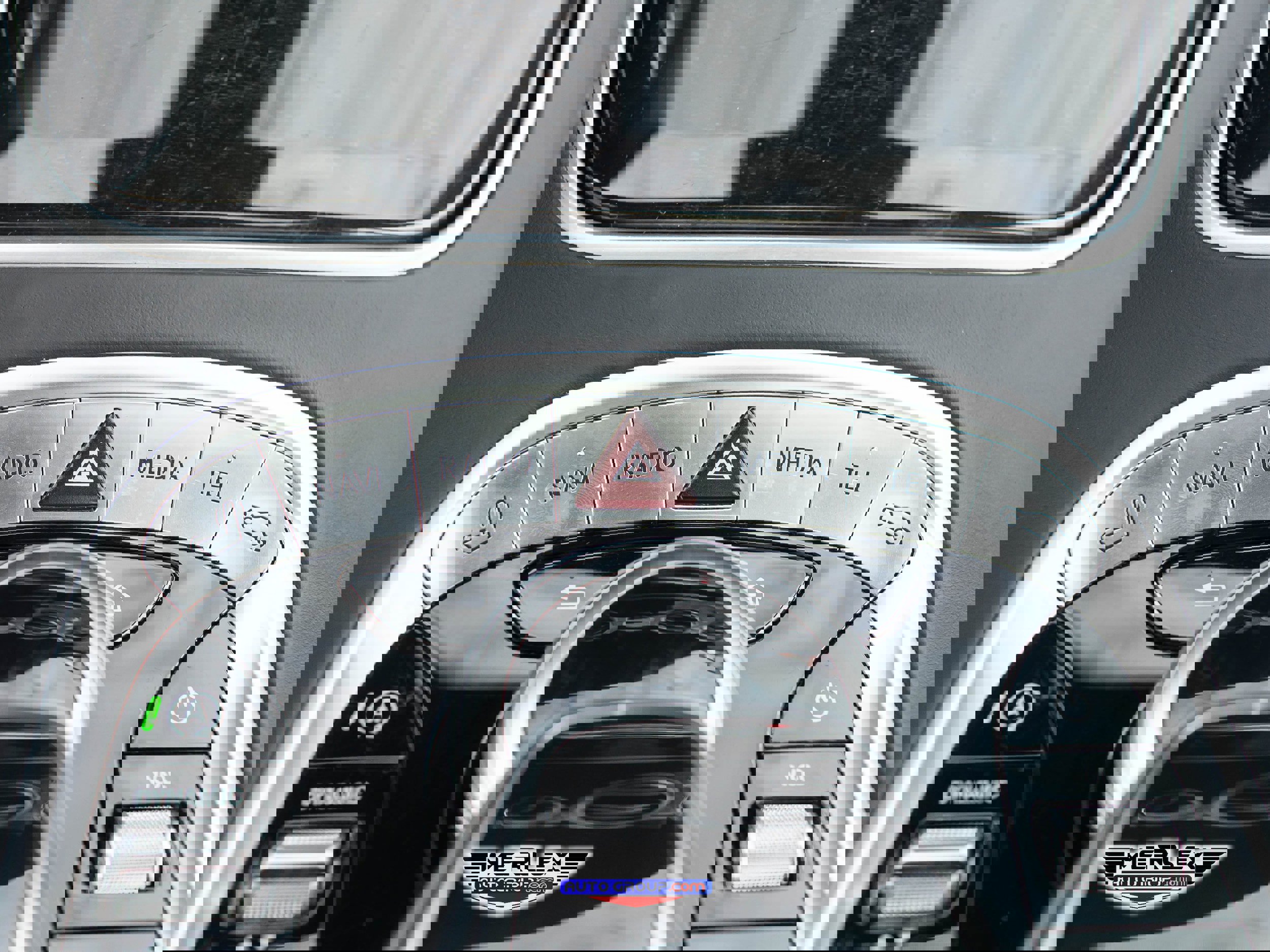 Used 2019 Mercedes-Benz S 560 4MATIC Sedan w/ Premium Package image 37