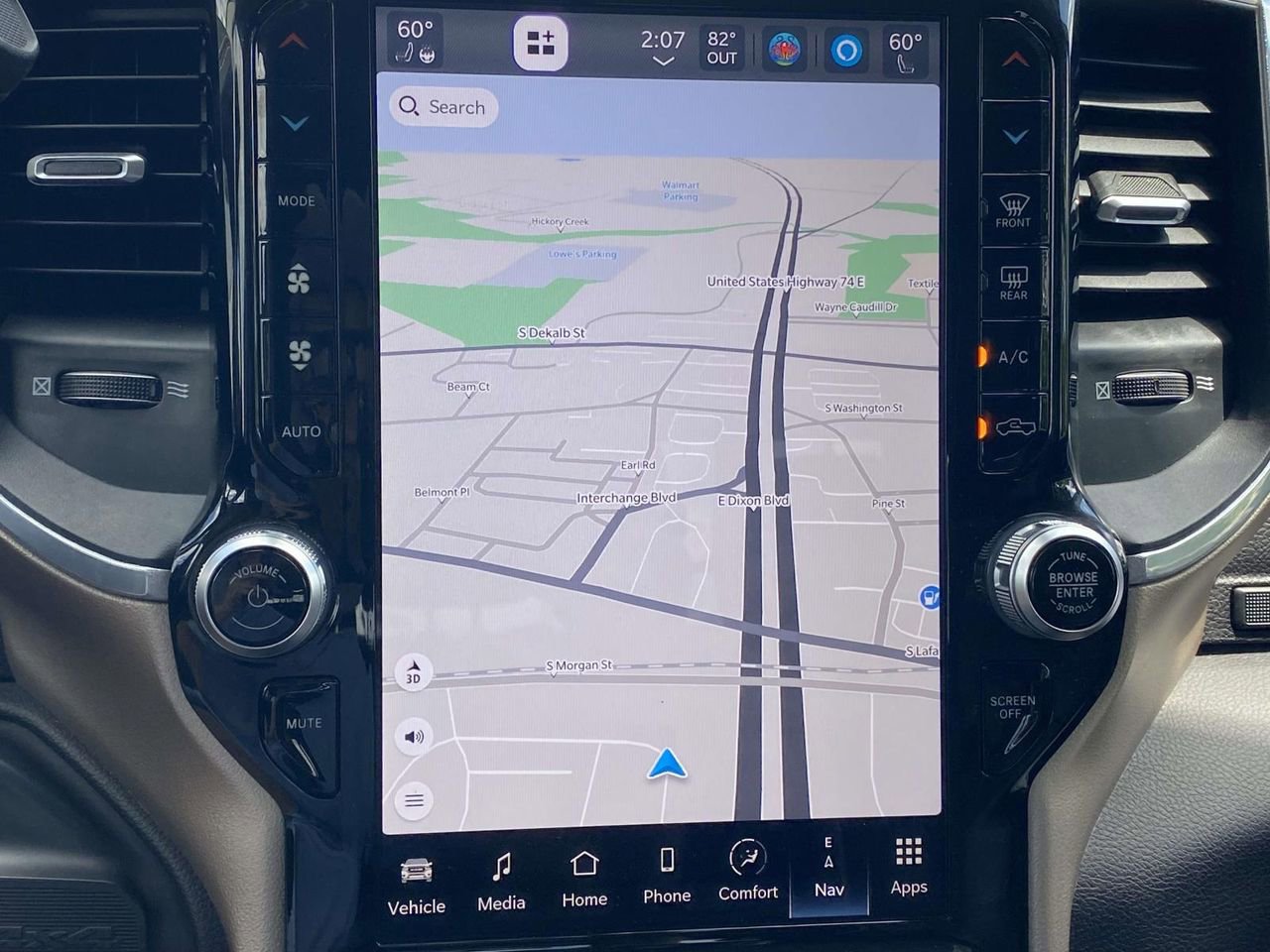 Used 2024 RAM 2500 Laramie image 28