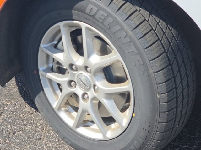 Used 2023 Chrysler Pacifica Touring-L FWD image 7