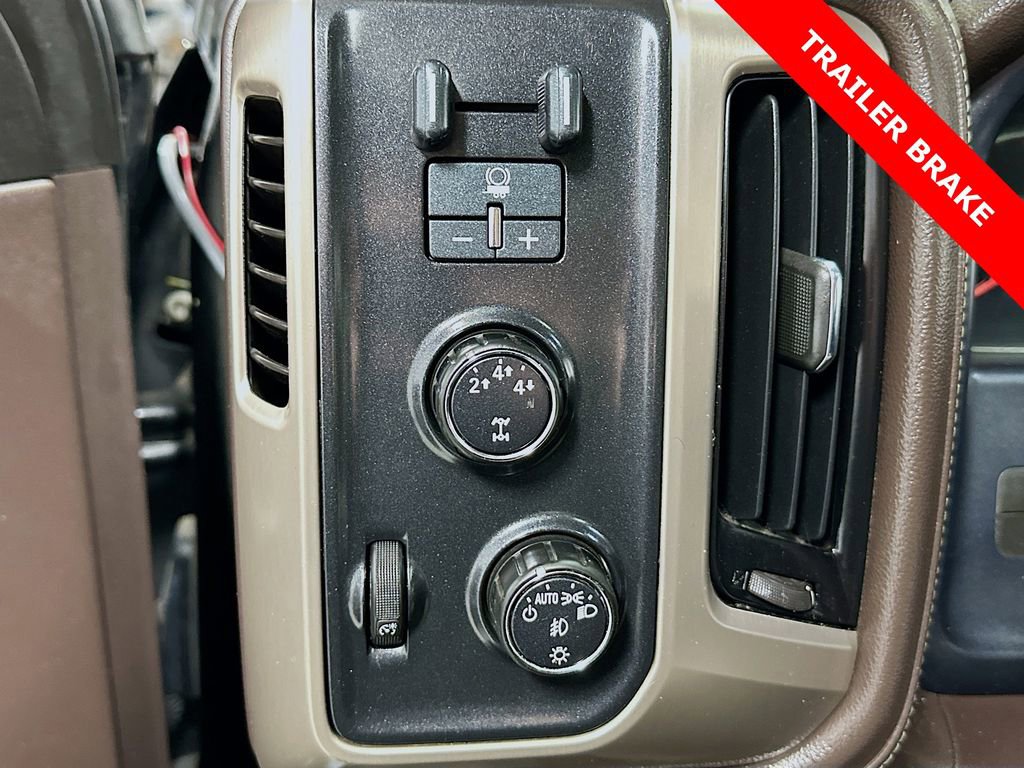 Used 2015 GMC Sierra 3500 Denali w/ Duramax Plus Package image 11
