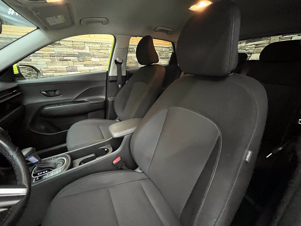 Used 2024 Hyundai Kona SEL AWD/4WD image 18