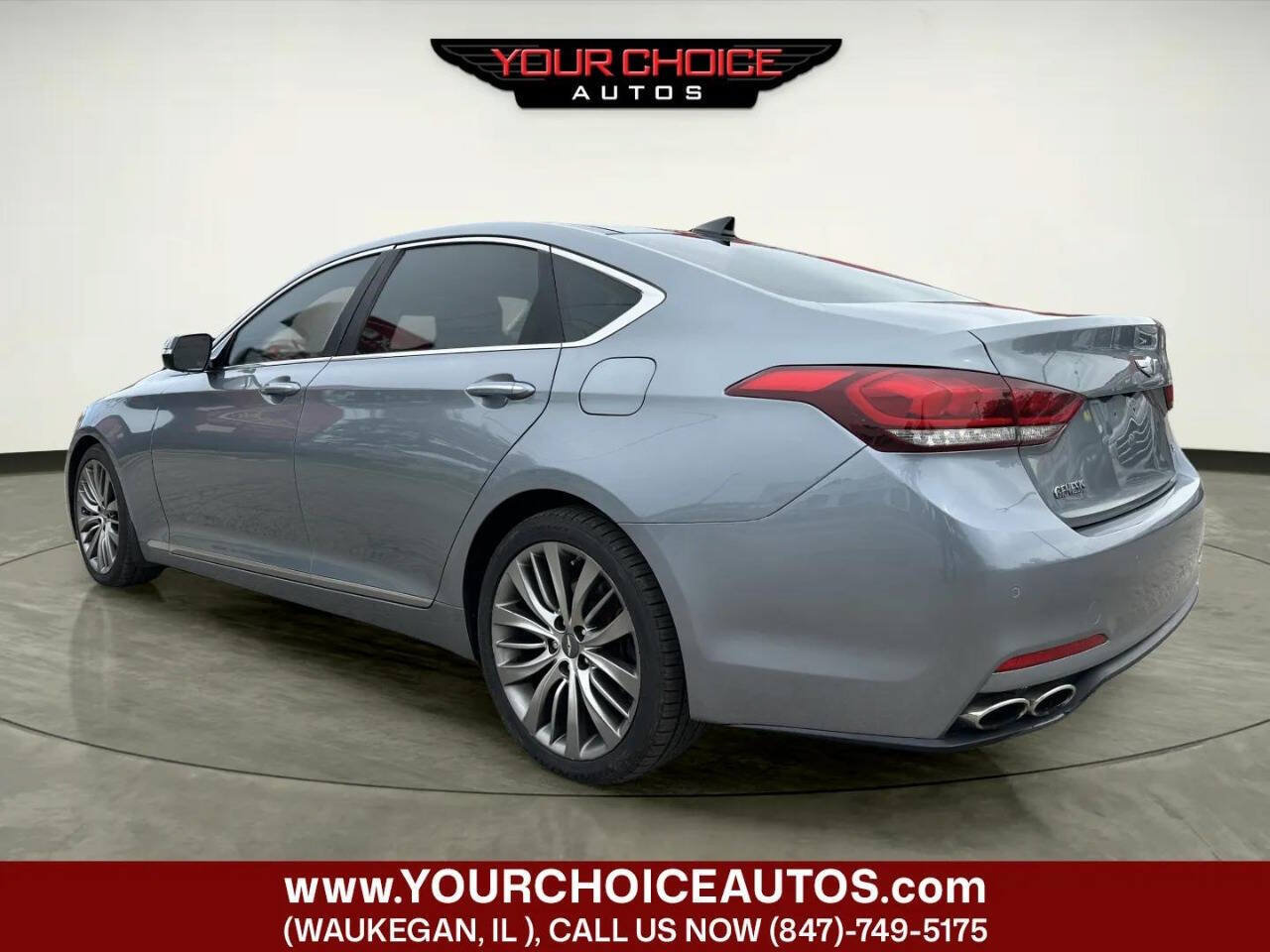 Used 2015 Hyundai Genesis 5.0 RWD image 3