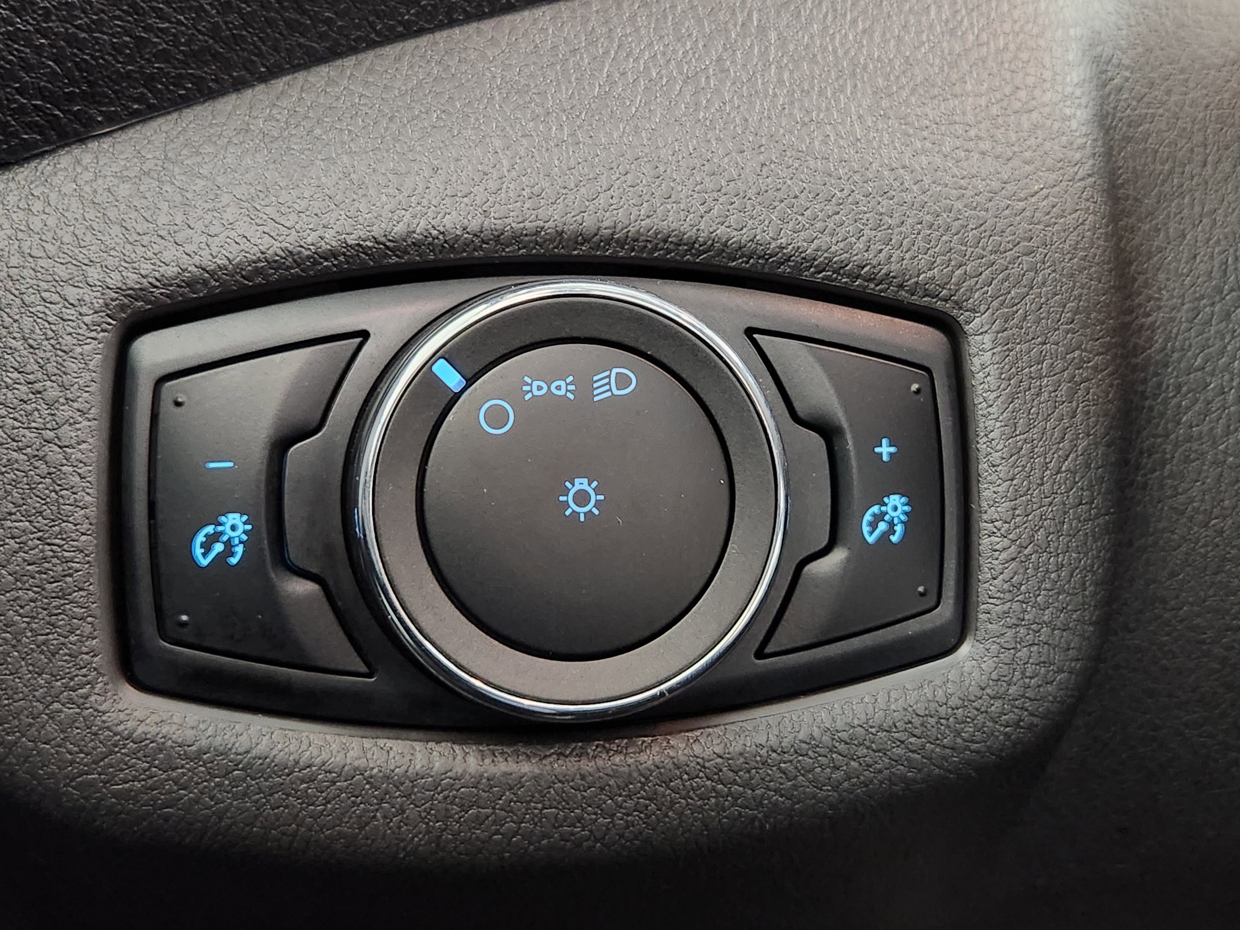 Certified 2018 Ford Transit Connect XL image 27