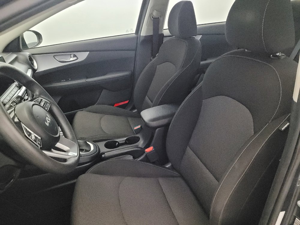 Used 2023 Kia Forte LXS FWD image 17