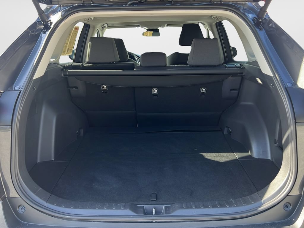 Used 2025 Toyota RAV4 XLE w/ Convenience Package FWD image 10