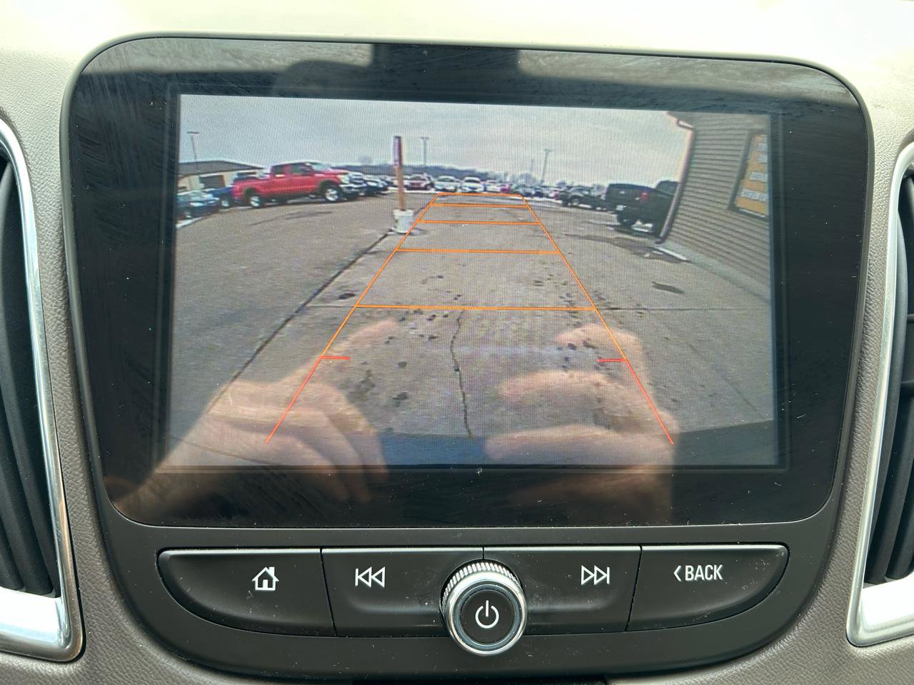 Used 2016 Chevrolet Malibu LT image 23