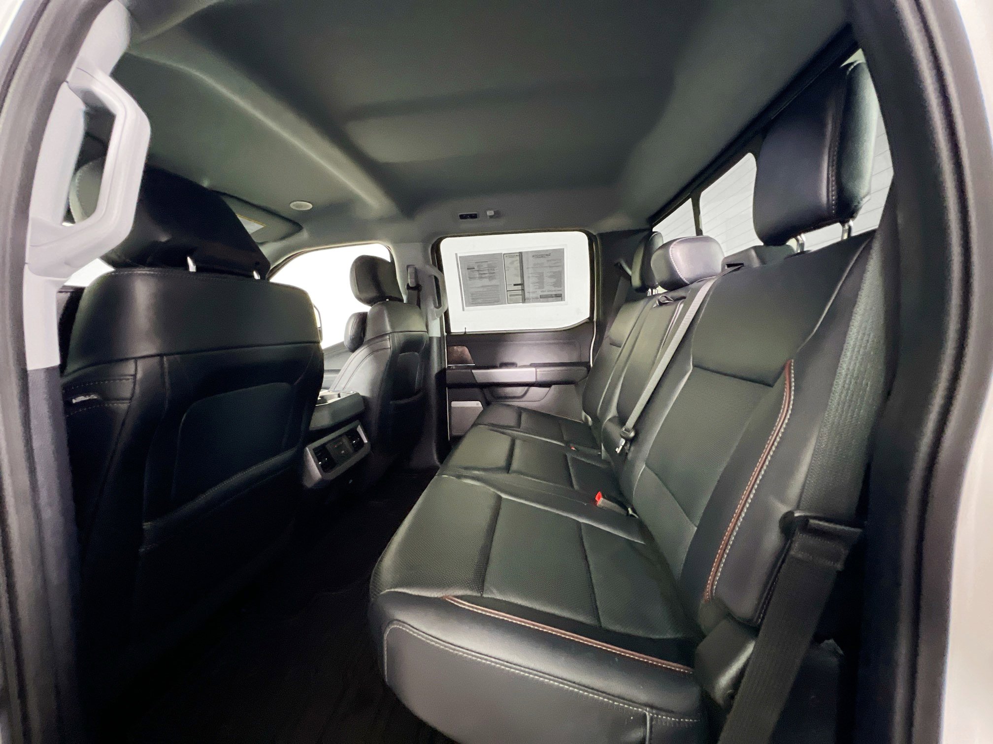 Used 2024 Ford F350 Lariat w/ Lariat Ultimate Package image 29