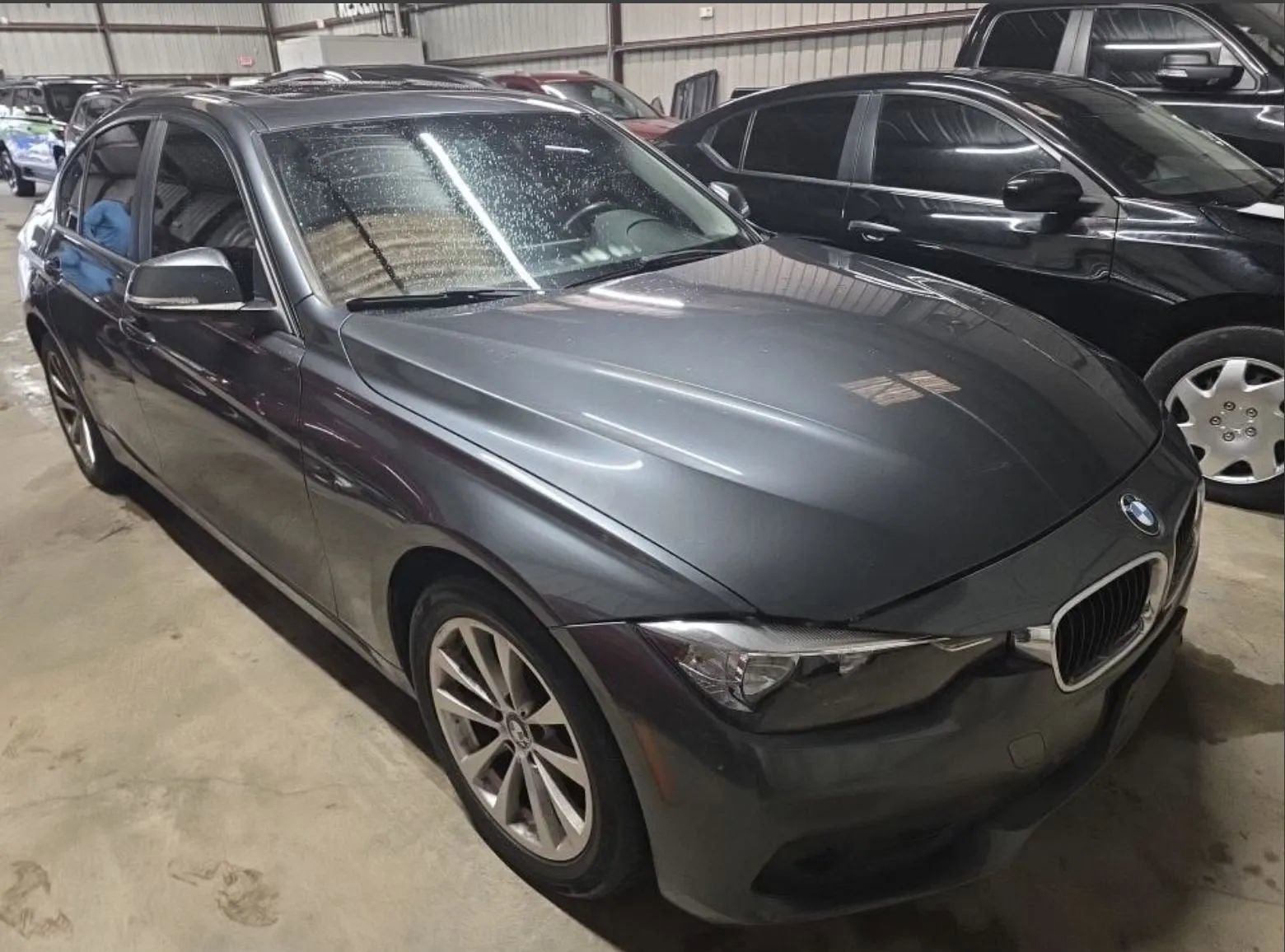 Used 2017 BMW 320i xDrive Sedan AWD/4WD image 5