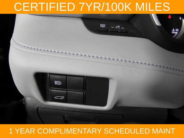 Used 2023 Toyota Highlander XLE AWD/4WD image 20