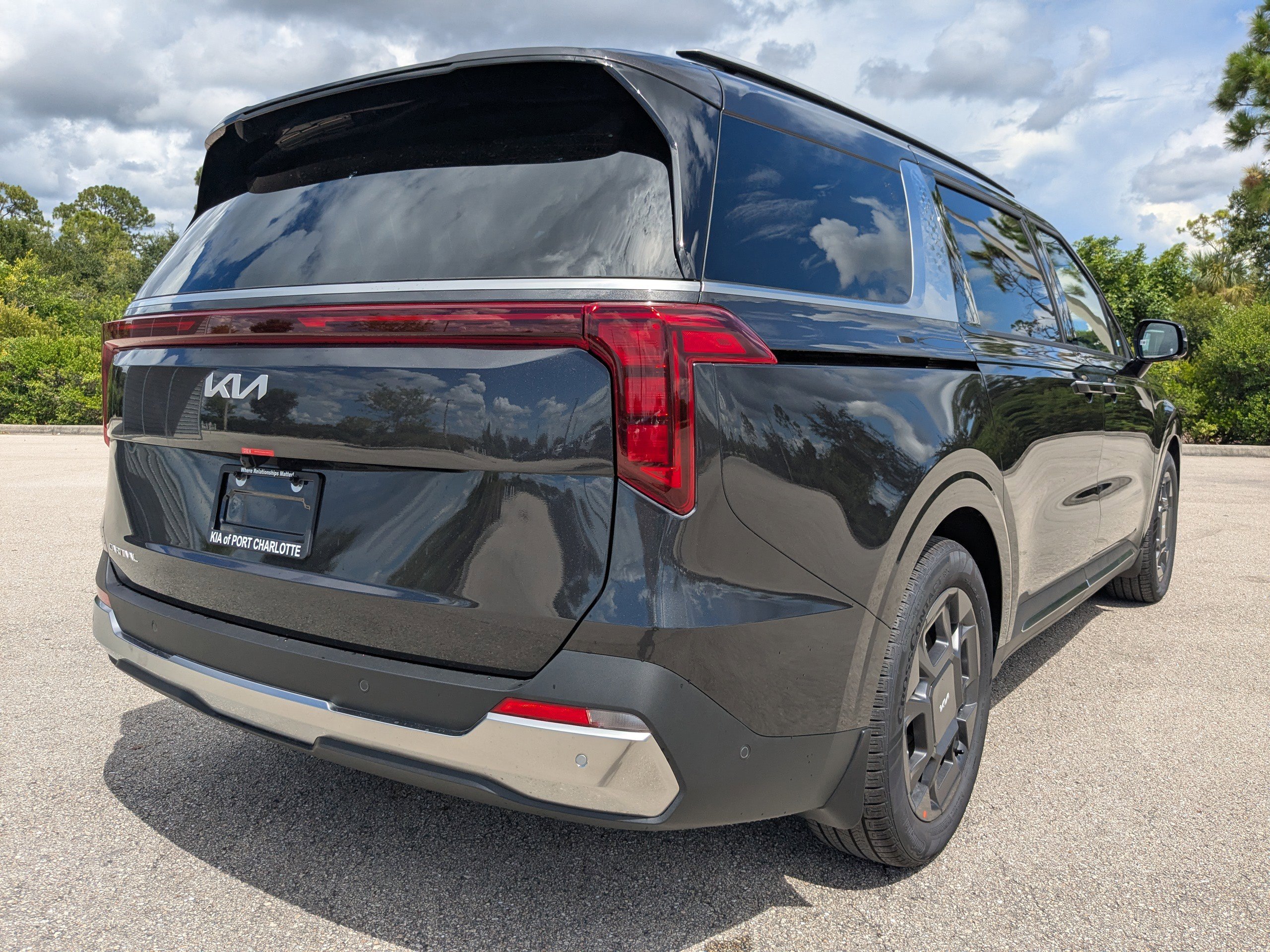 New 2026 Kia Carnival SX image 5