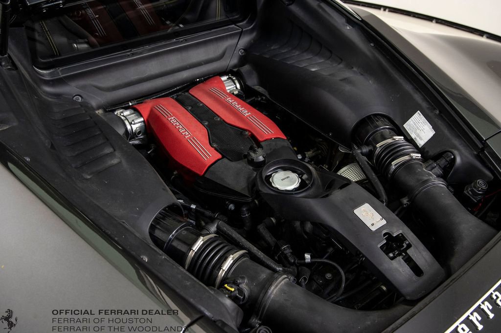 Certified 2018 Ferrari 488 GTB RWD image 29