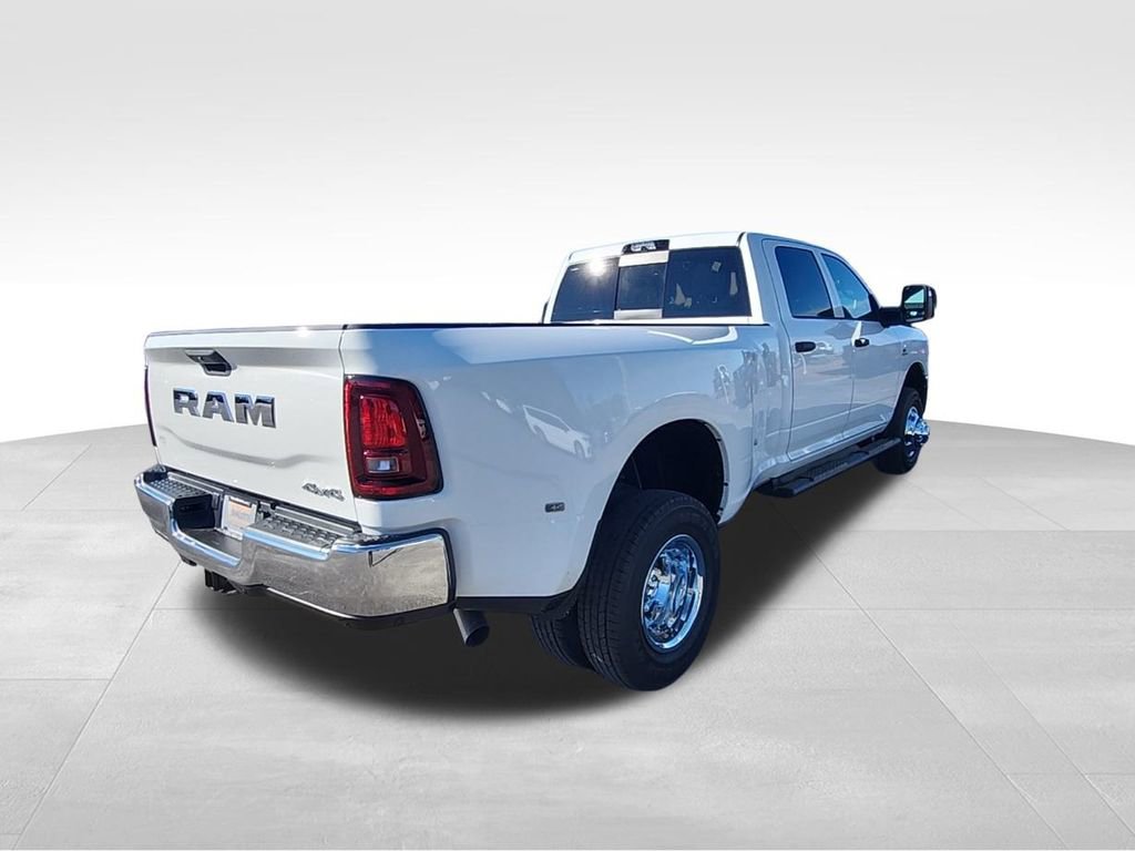 New 2026 RAM 3500 Tradesman AWD/4WD image 20