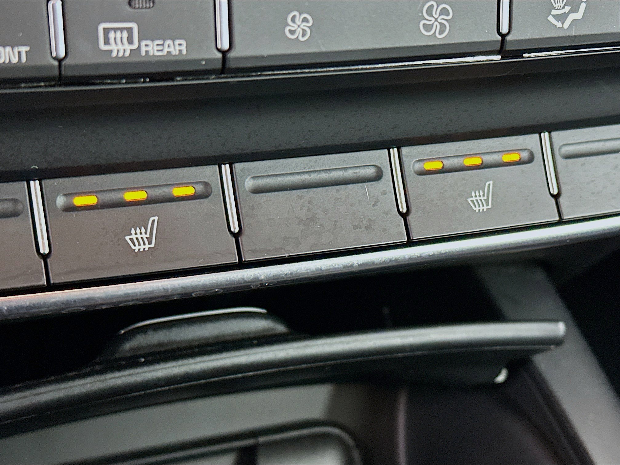 Used 2019 Kia Sorento LX w/ LX V6 Convenience Package image 25