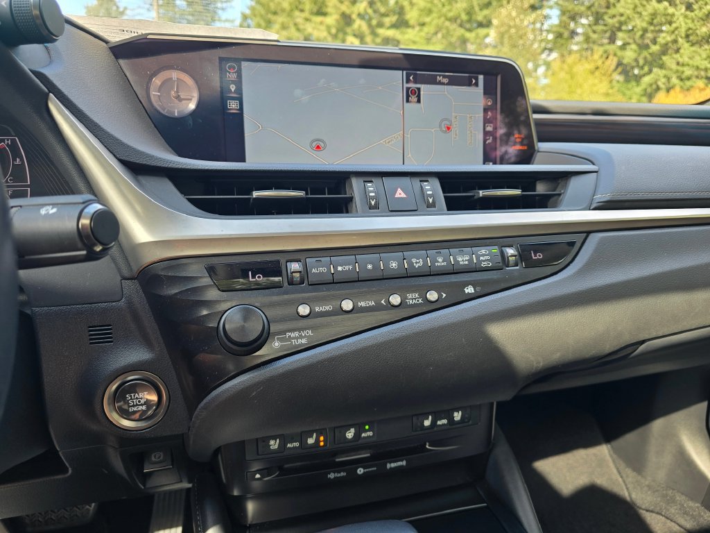 Used 2019 Lexus ES 350 w/ Premium Package FWD image 17