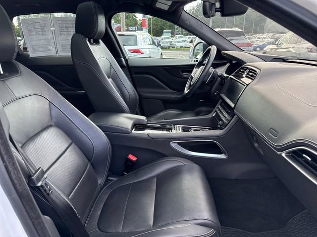 Used 2019 Jaguar F-PACE S AWD/4WD image 9