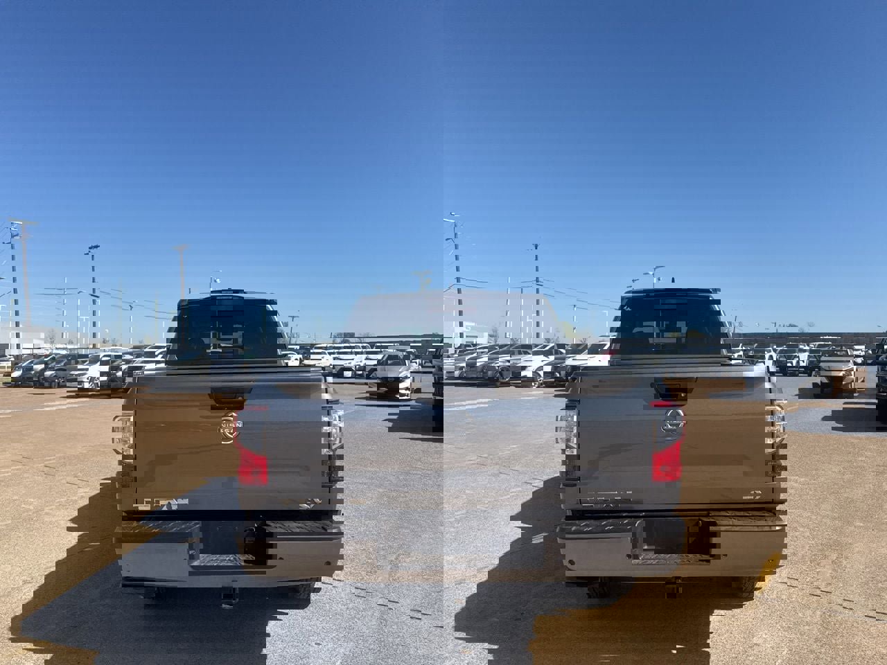 Certified 2024 Nissan Titan SV w/ SV Convenience Package image 19