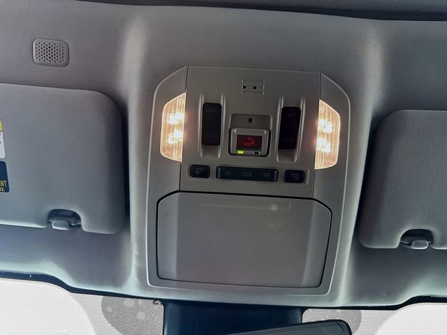 Used 2022 Toyota Highlander Limited image 18