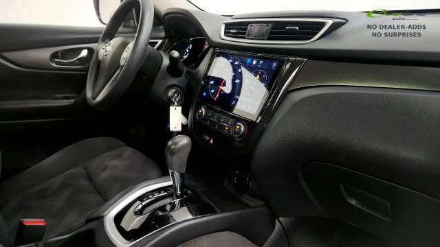 Used 2015 Nissan Rogue S FWD image 34
