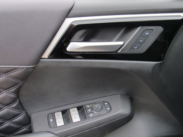 Used 2024 Mitsubishi Outlander SEL FWD image 23