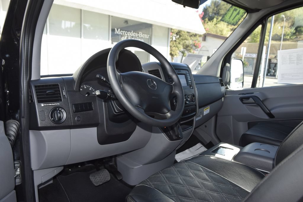Used 2017 Mercedes-Benz Sprinter 2500 image 34