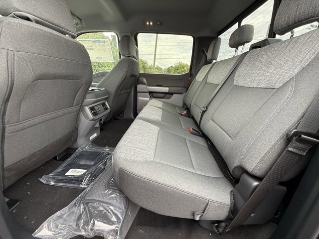 New 2026 Ford F250 4x4 Crew Cab Super Duty image 23