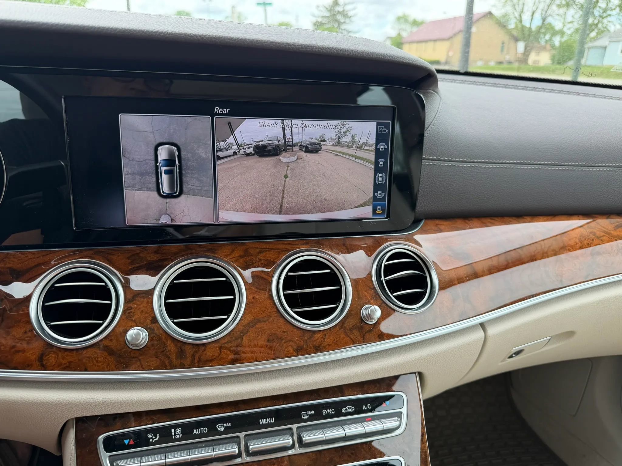 Used 2019 Mercedes-Benz E 450 4MATIC Wagon image 22