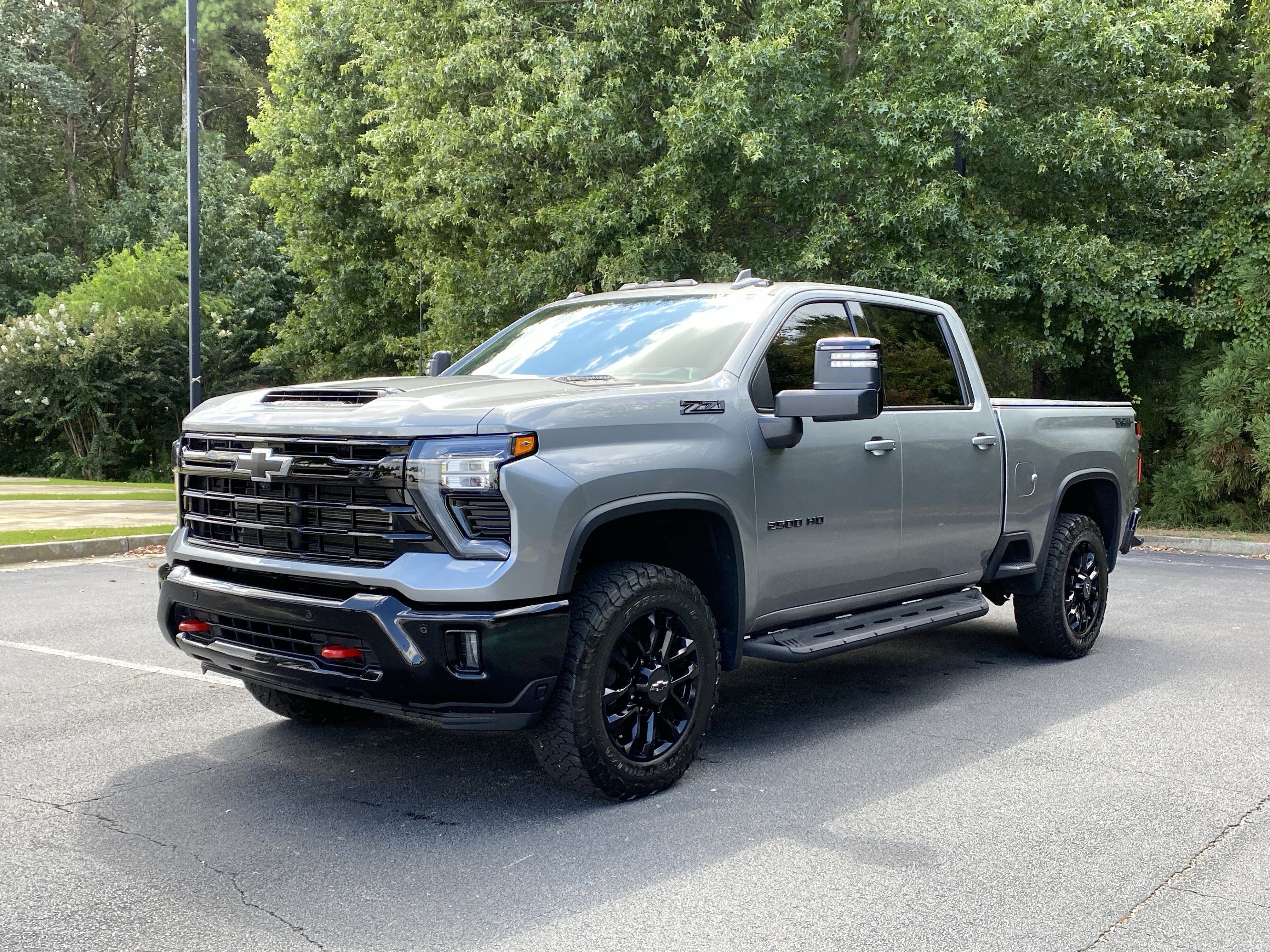 Used 2025 Chevrolet Silverado 2500 LTZ w/ LTZ Plus Package AWD/4WD image 5