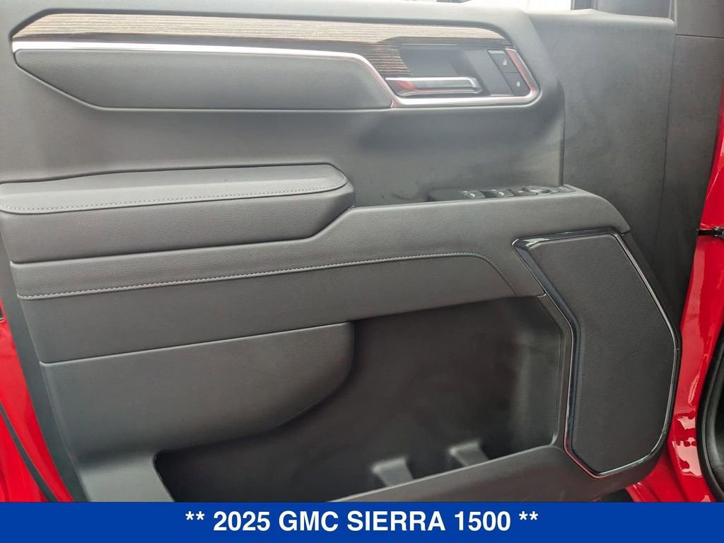 New 2025 GMC Sierra 1500 Elevation image 11