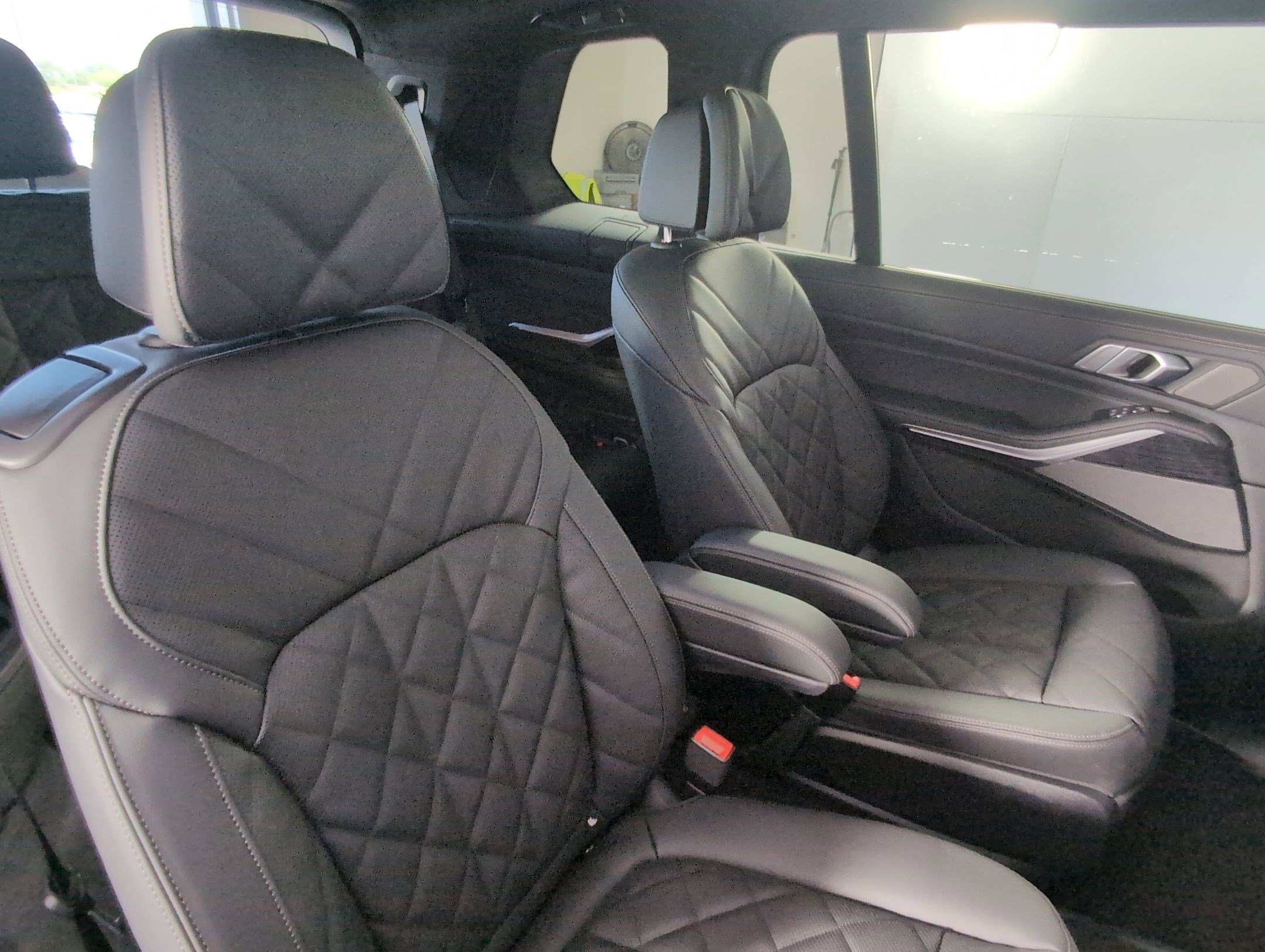 New 2026 BMW X7 xDrive40i w/ M Sport Package image 32